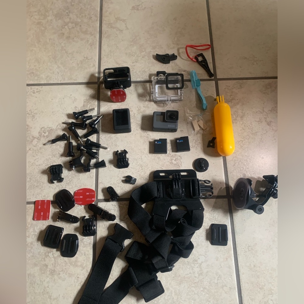 GoPro Hero 5 and all attachable mounts and cases